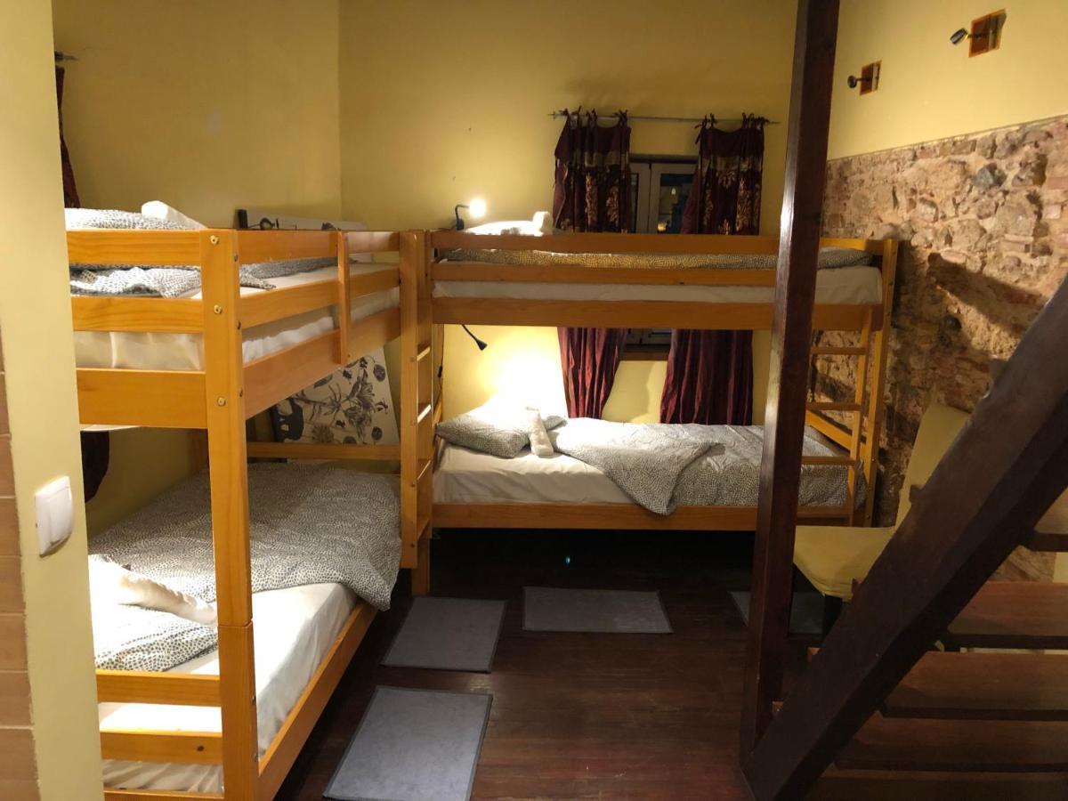 Pequeno Hostel Лиссабон Экстерьер фото